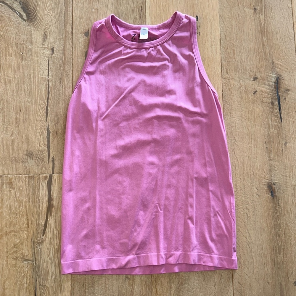 LIKE NEW—ZELLA Stretchy tank top